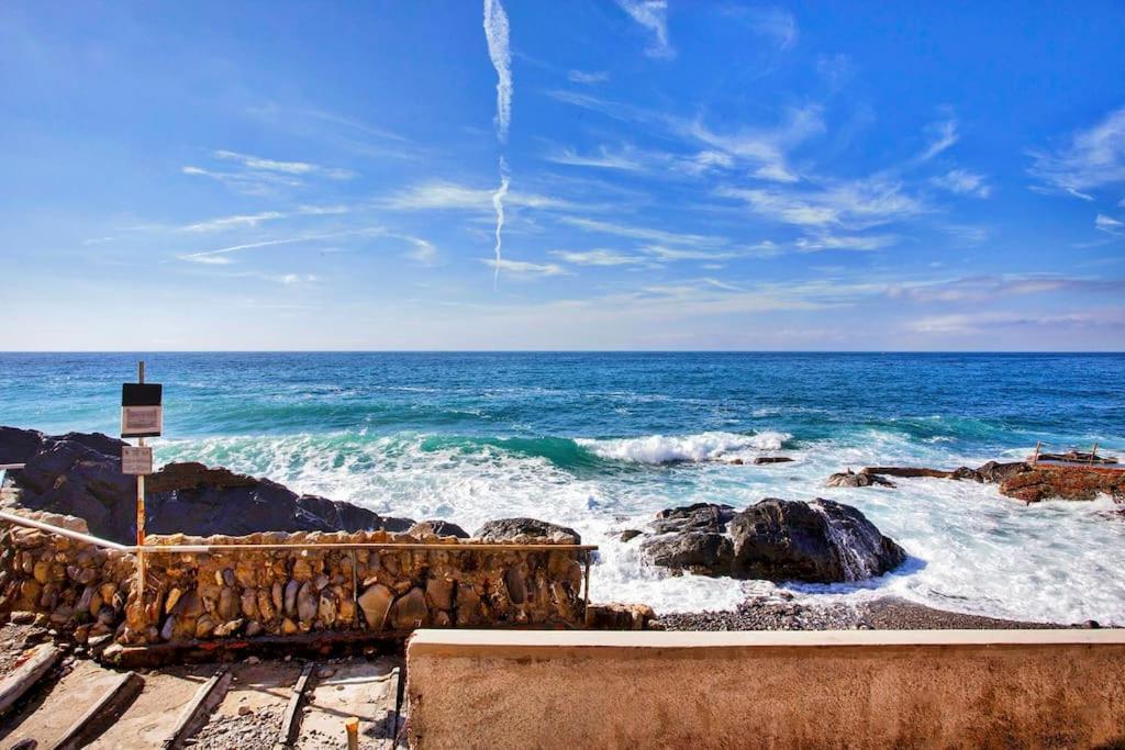 Dalla Spiaggetta A Quinto 热那亚 外观 照片